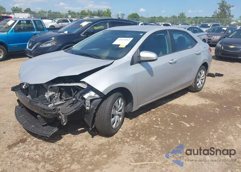 2016 Toyota Corolla Le z USA, uszkodzony, nr VIN 5YFBURHE3GP434933
